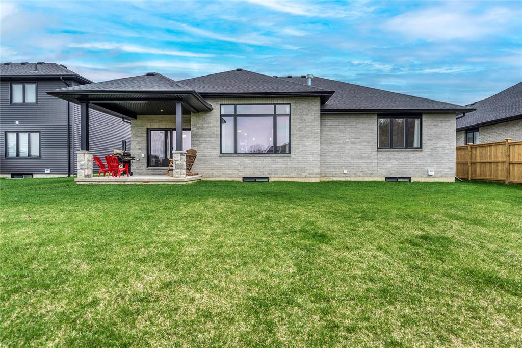 3566 MIA Lane, Plympton-Wyoming, Ontario, Canada