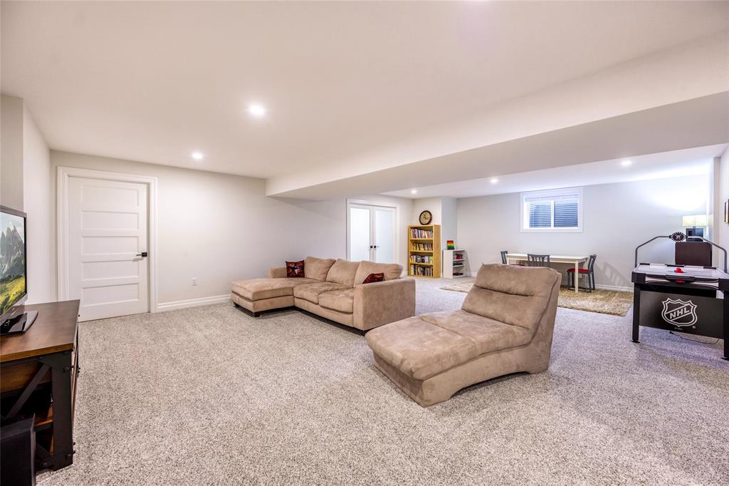 3566 MIA Lane, Plympton-Wyoming, Ontario, Canada