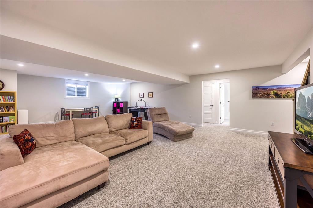 3566 MIA Lane, Plympton-Wyoming, Ontario, Canada