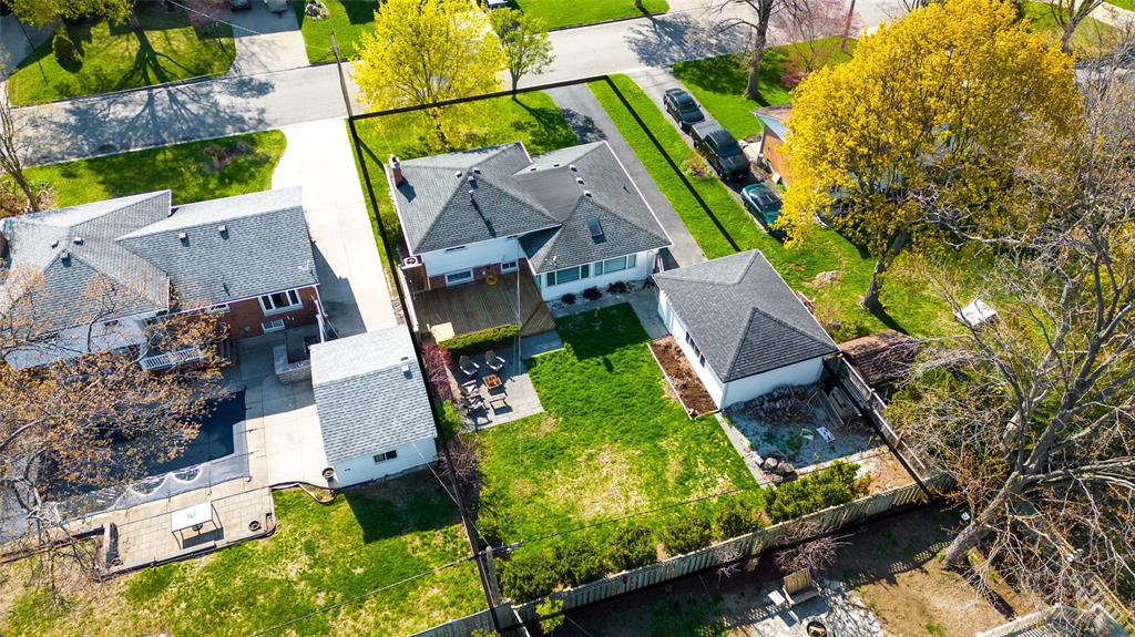 1590 MC GEE Street, Sarnia, Ontario, Canada