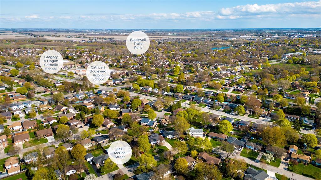 1590 MC GEE Street, Sarnia, Ontario, Canada