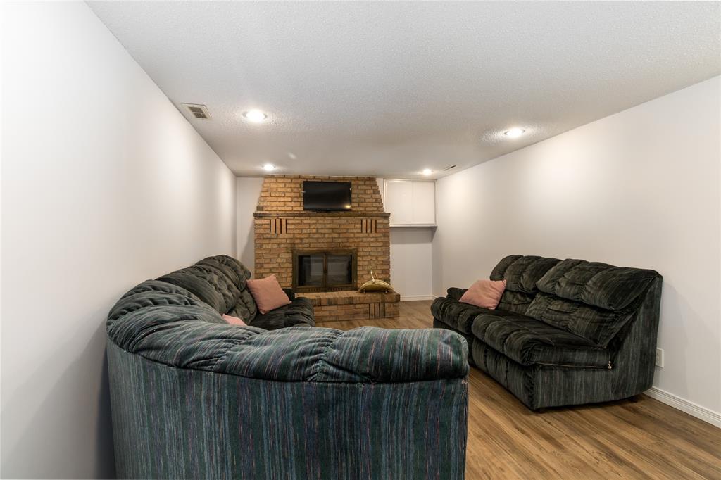 1940 KENWICK Street, Sarnia, Ontario, Canada