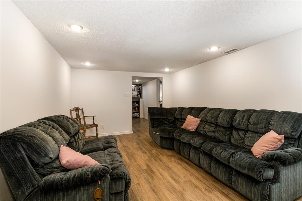 1940 KENWICK Street, Sarnia, Ontario, Canada
