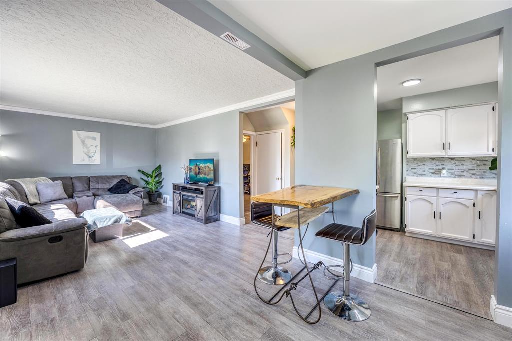 916 WOODLAND Avenue, Sarnia, Ontario, Canada