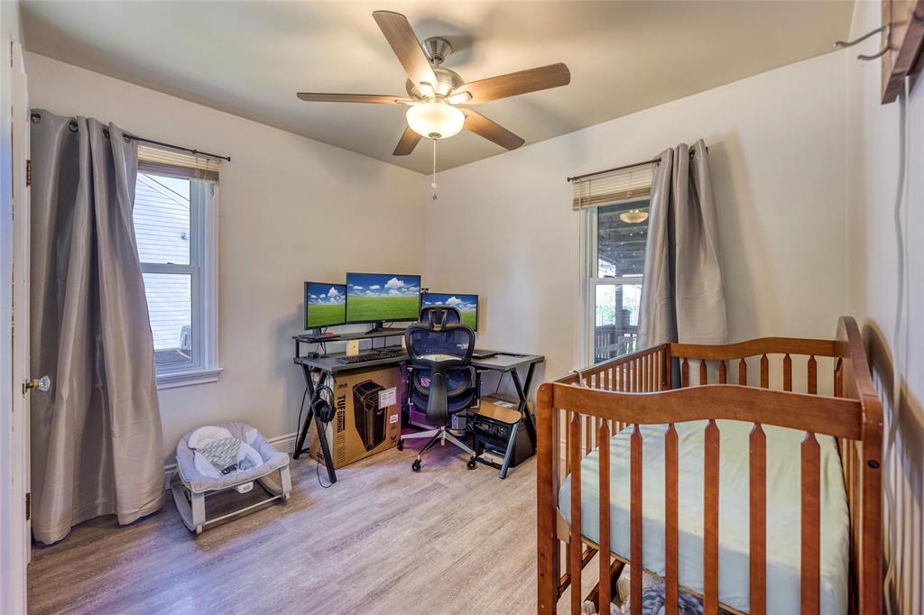 916 WOODLAND Avenue, Sarnia, Ontario, Canada