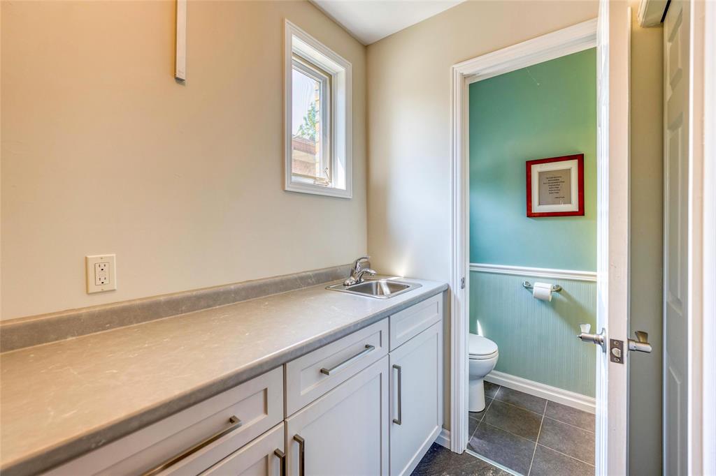 1711 TRINITY Crescent, Sarnia, Ontario, Canada