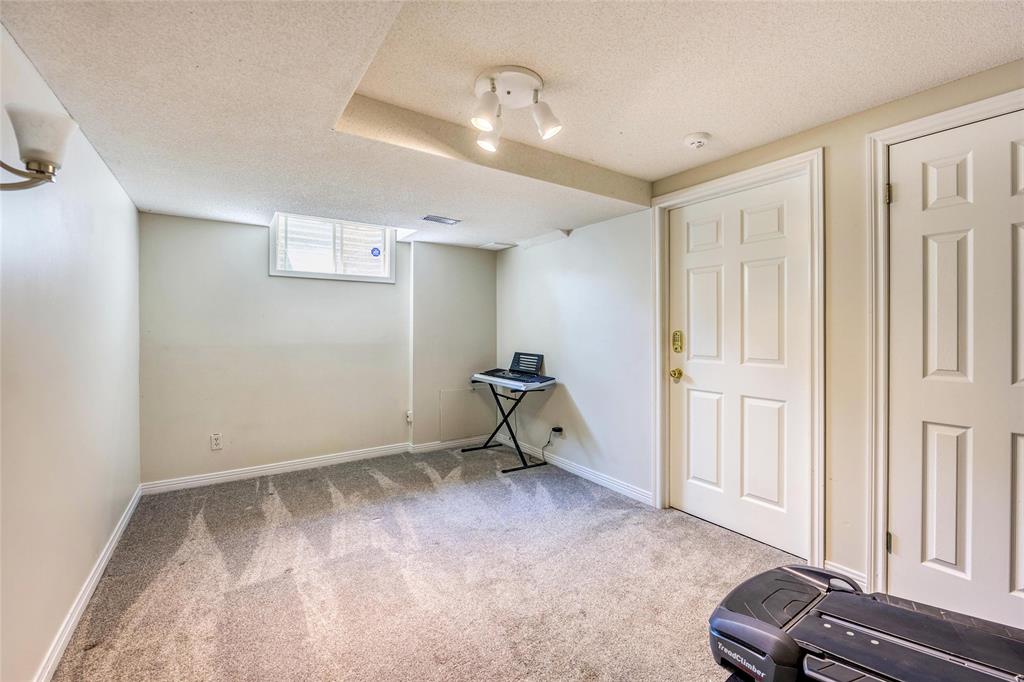 1711 TRINITY Crescent, Sarnia, Ontario, Canada
