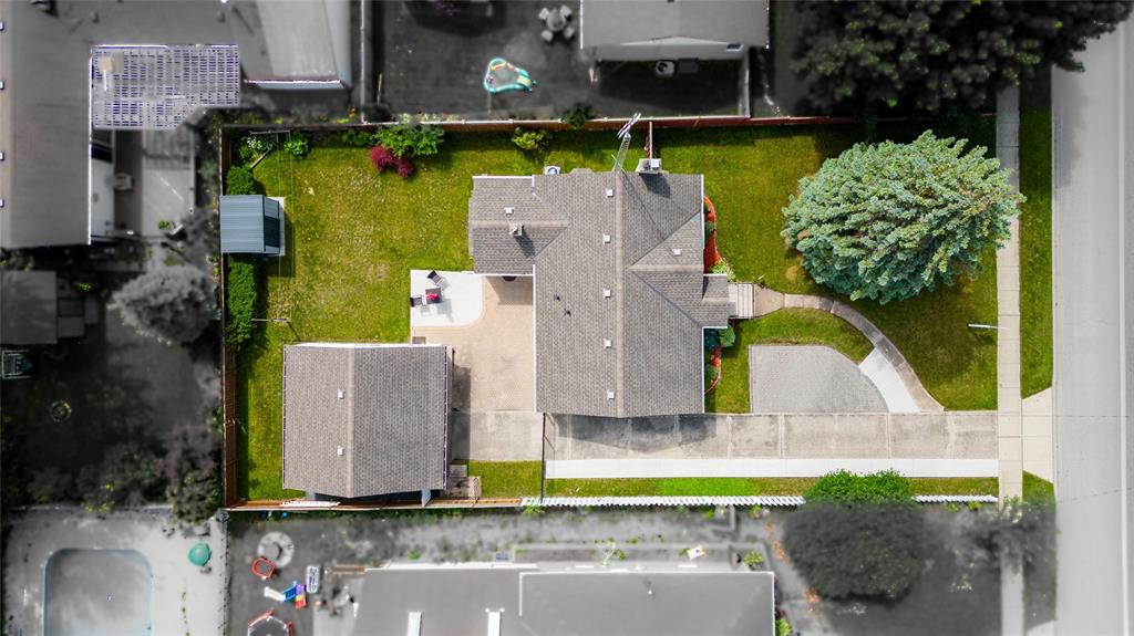 705 MICHIGAN Avenue, Point Edward, Ontario, Canada