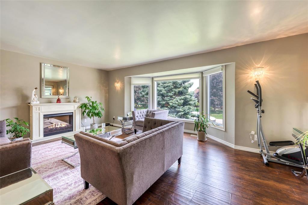 1073 SALISBURY Street, Sarnia, Ontario, Canada