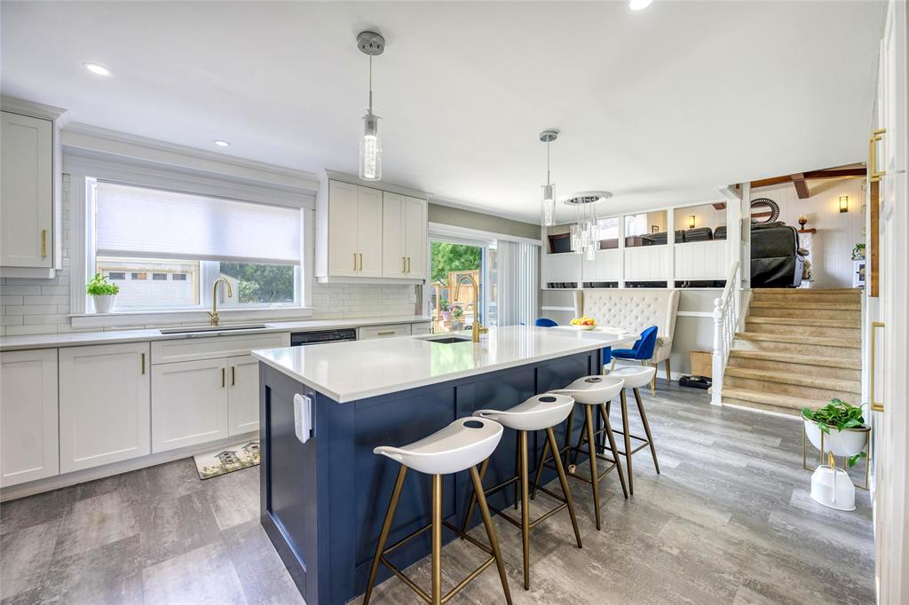 1073 SALISBURY Street, Sarnia, Ontario, Canada