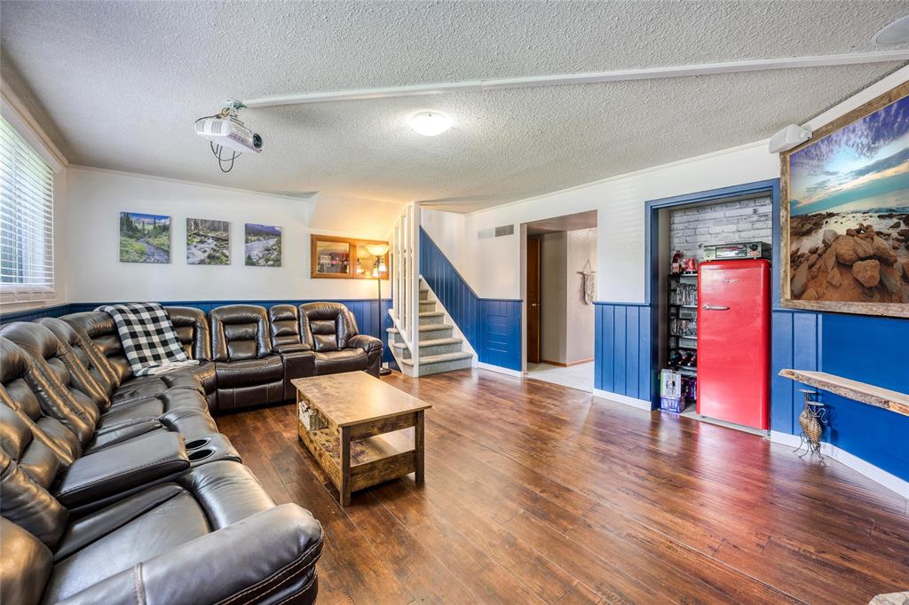 1073 SALISBURY Street, Sarnia, Ontario, Canada