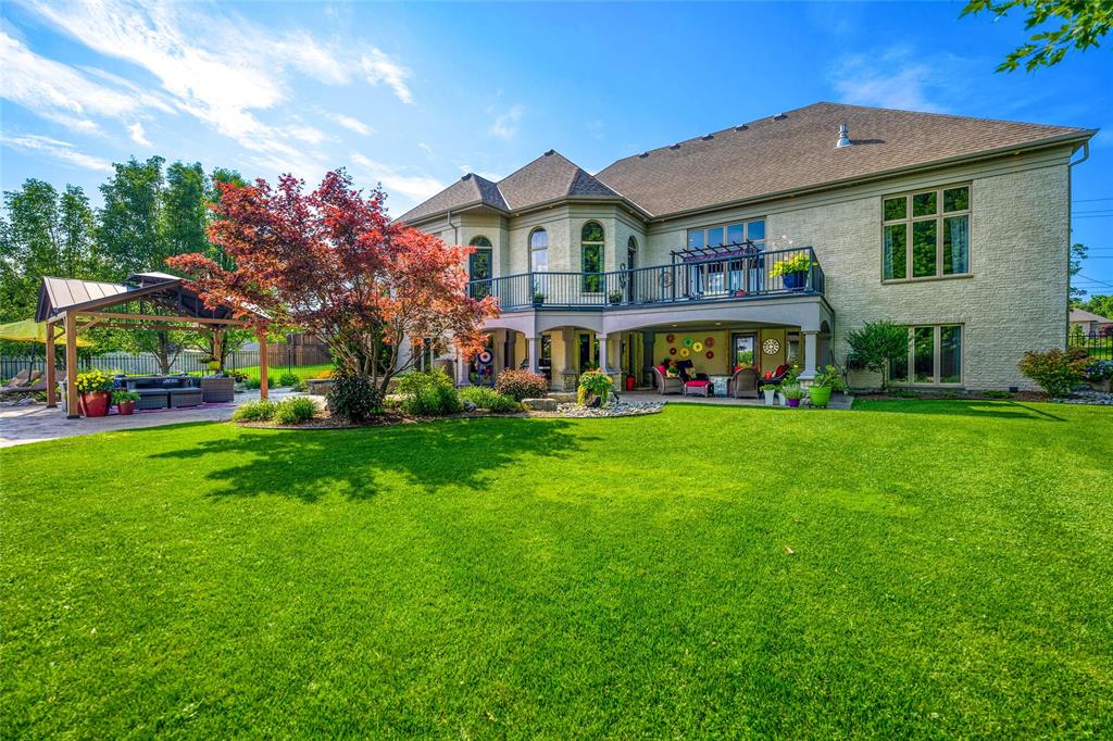 1707 BLACKWELL Road, Sarnia, Ontario, Canada