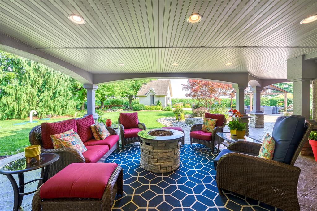 1707 BLACKWELL Road, Sarnia, Ontario, Canada