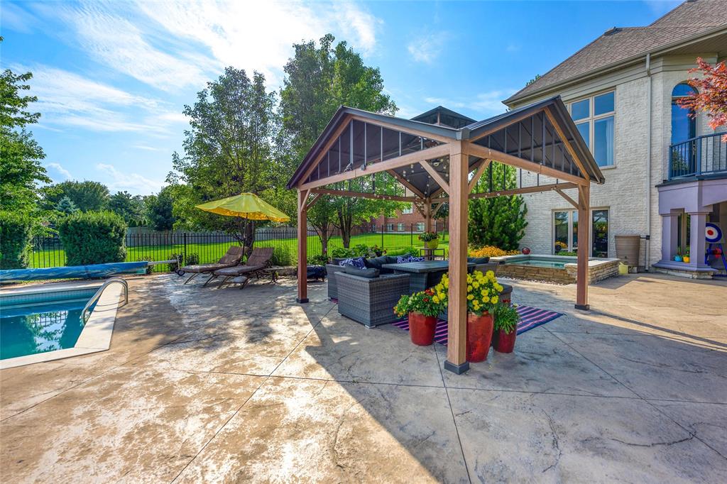 1707 BLACKWELL Road, Sarnia, Ontario, Canada