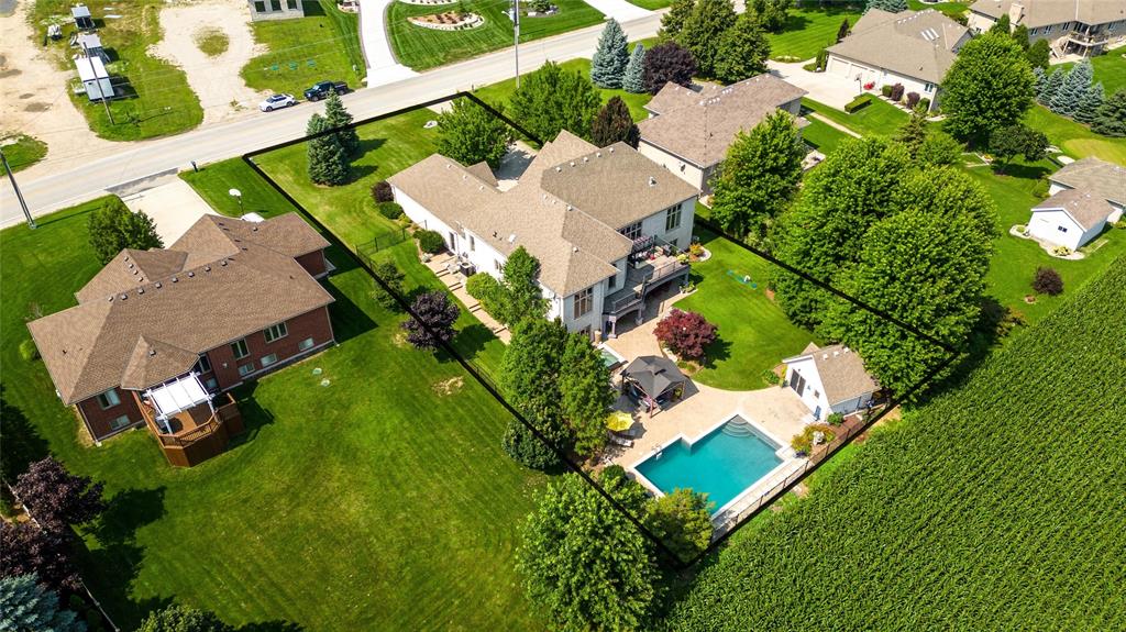 1707 BLACKWELL Road, Sarnia, Ontario, Canada