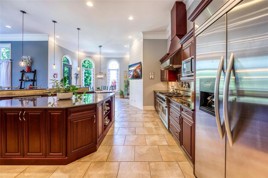 1707 BLACKWELL Road, Sarnia, Ontario, Canada