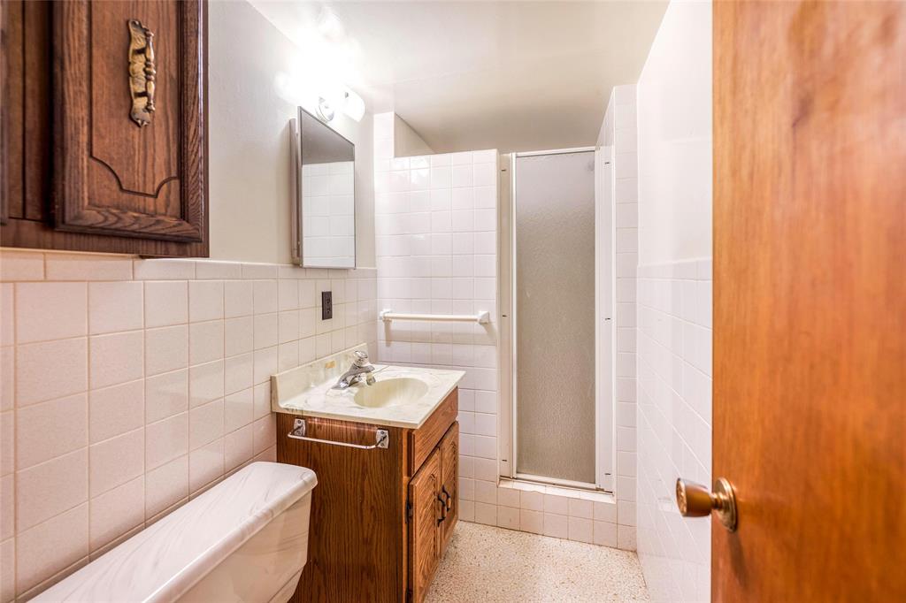 516 HOLLYWOOD Place, Sarnia, Ontario, Canada