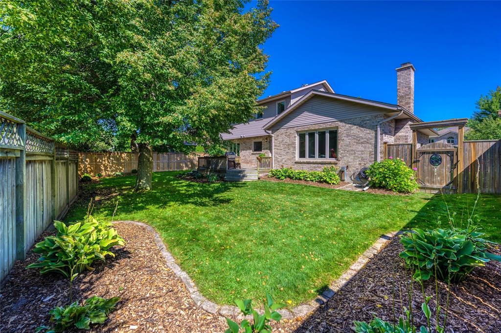 1844 WESTGROVE Drive, Sarnia, Ontario, Canada