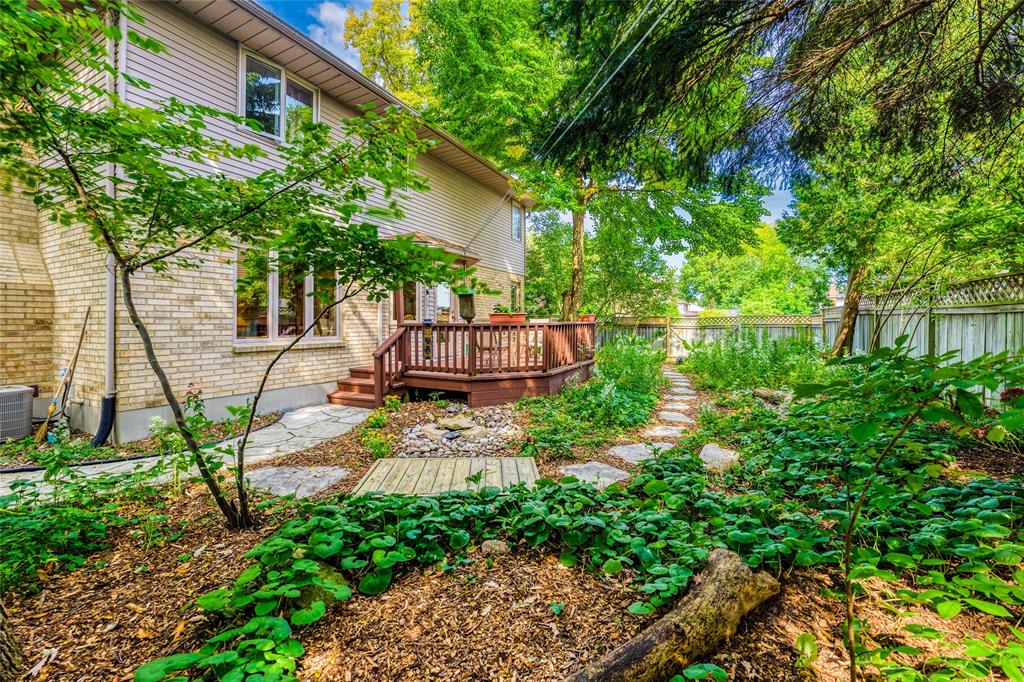 2377 SCHAFER Court, Sarnia, Ontario, Canada photo 8