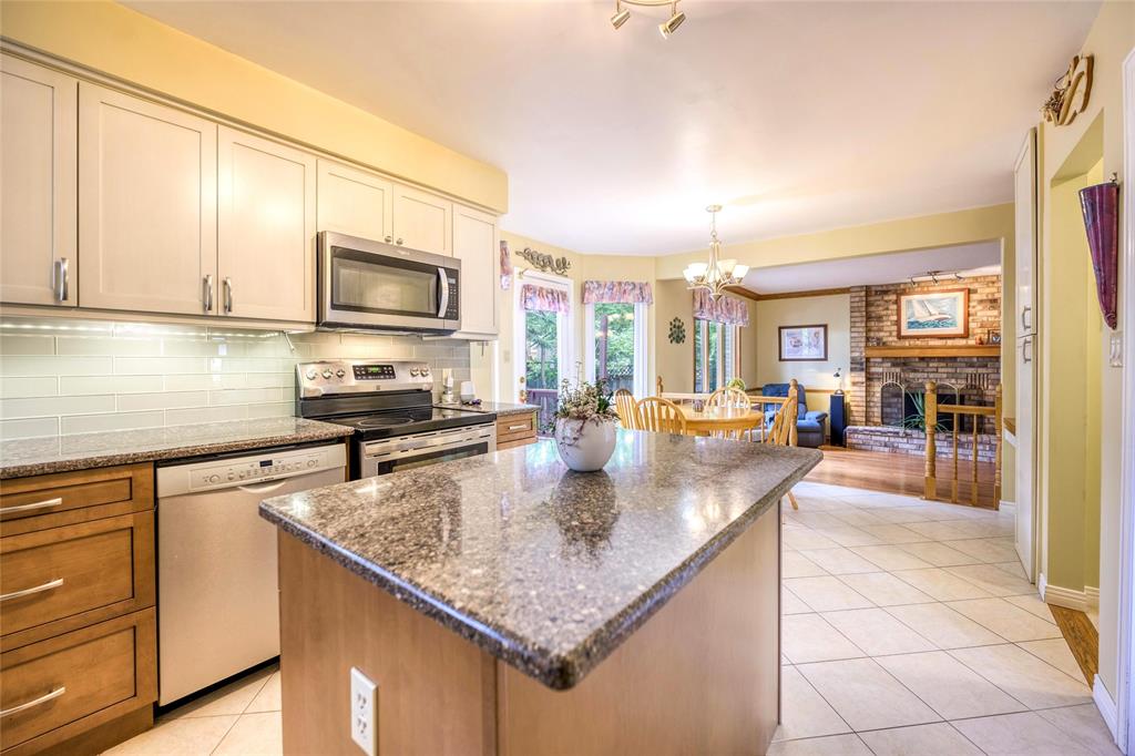 2377 SCHAFER Court, Sarnia, Ontario, Canada photo 24
