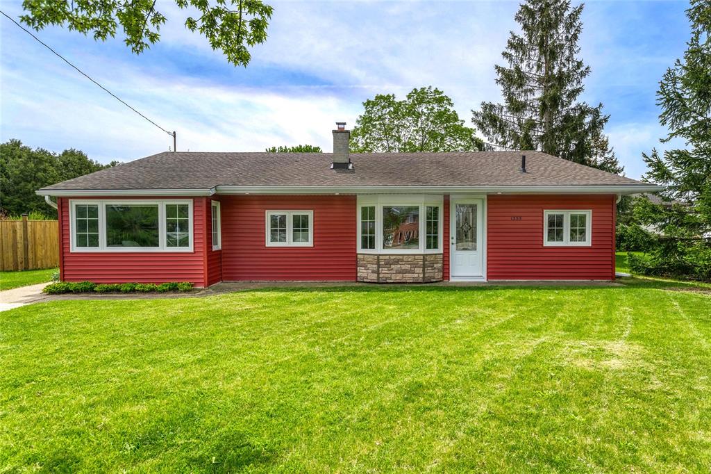 1335 BLACKWELL Road, Sarnia, Ontario, Canada photo 1