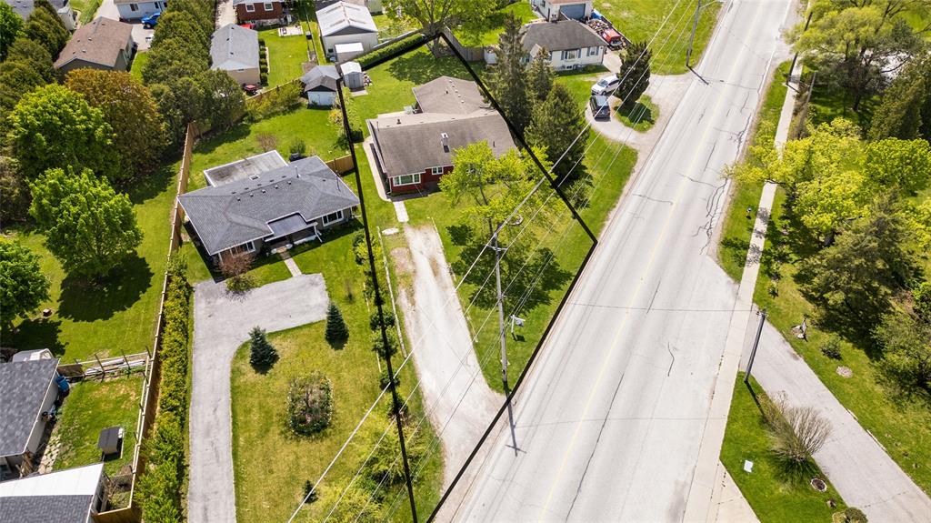 1335 BLACKWELL Road, Sarnia, Ontario, Canada photo 2