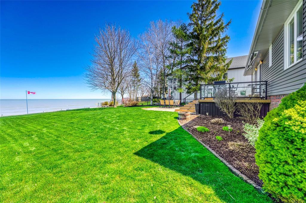 3228 DEVONSHIRE Road, Sarnia, Ontario, Canada