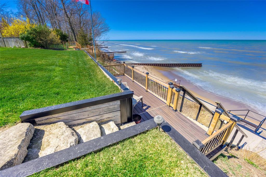 3228 DEVONSHIRE Road, Sarnia, Ontario, Canada