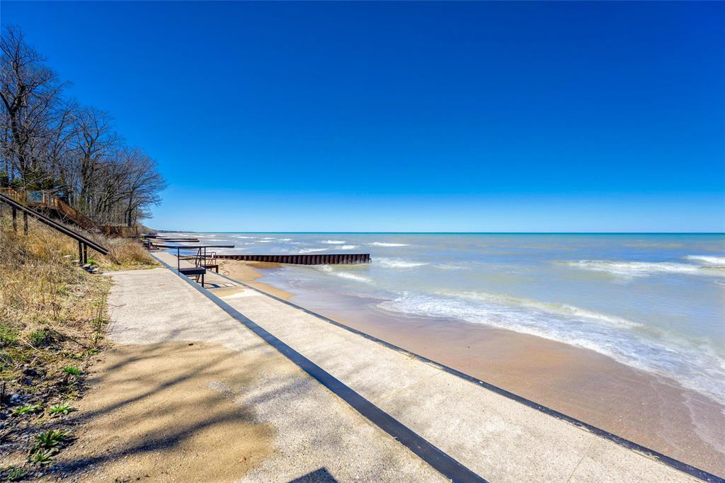 3228 DEVONSHIRE Road, Sarnia, Ontario, Canada