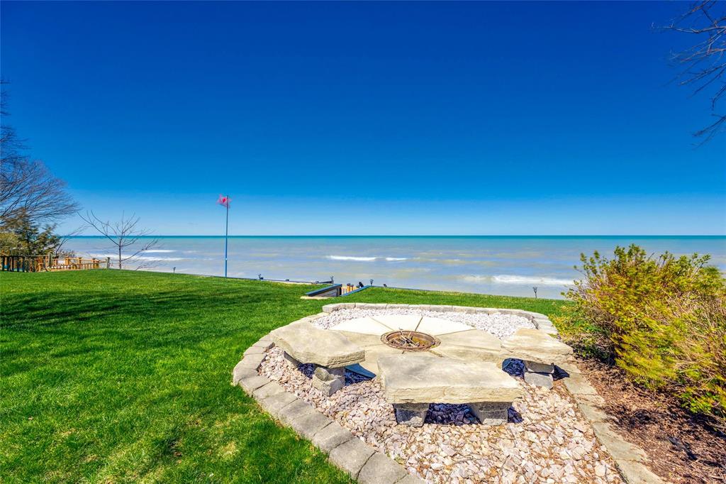 3228 DEVONSHIRE Road, Sarnia, Ontario, Canada