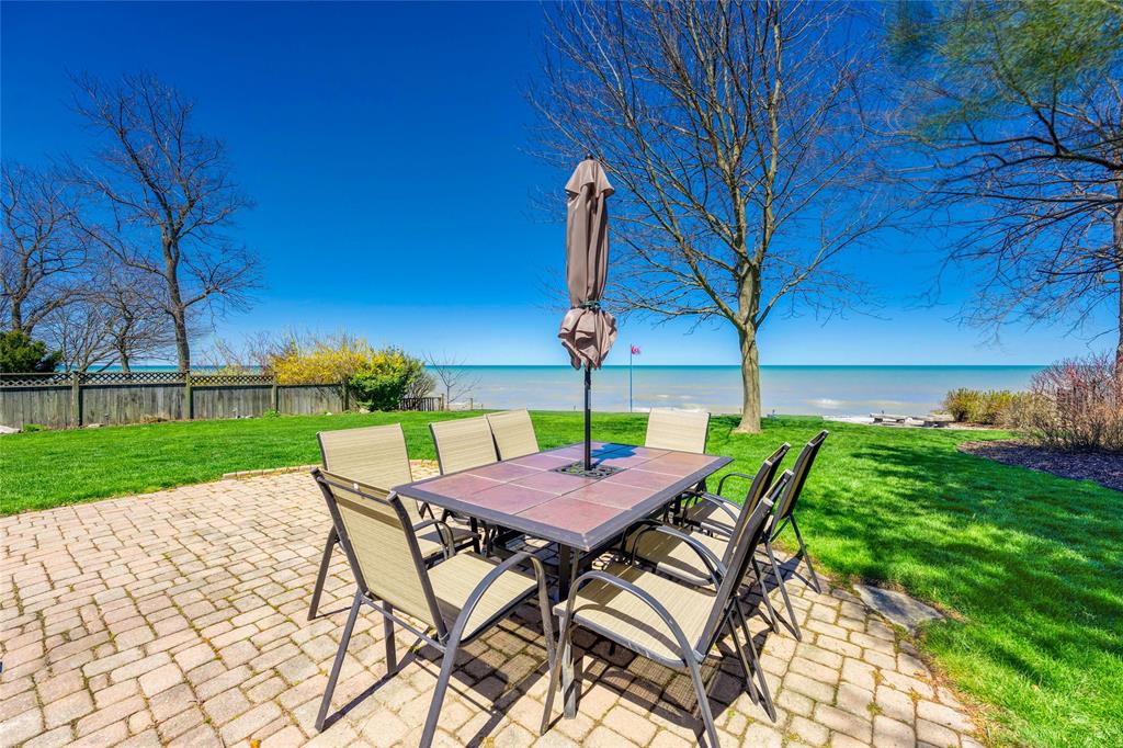 3228 DEVONSHIRE Road, Sarnia, Ontario, Canada
