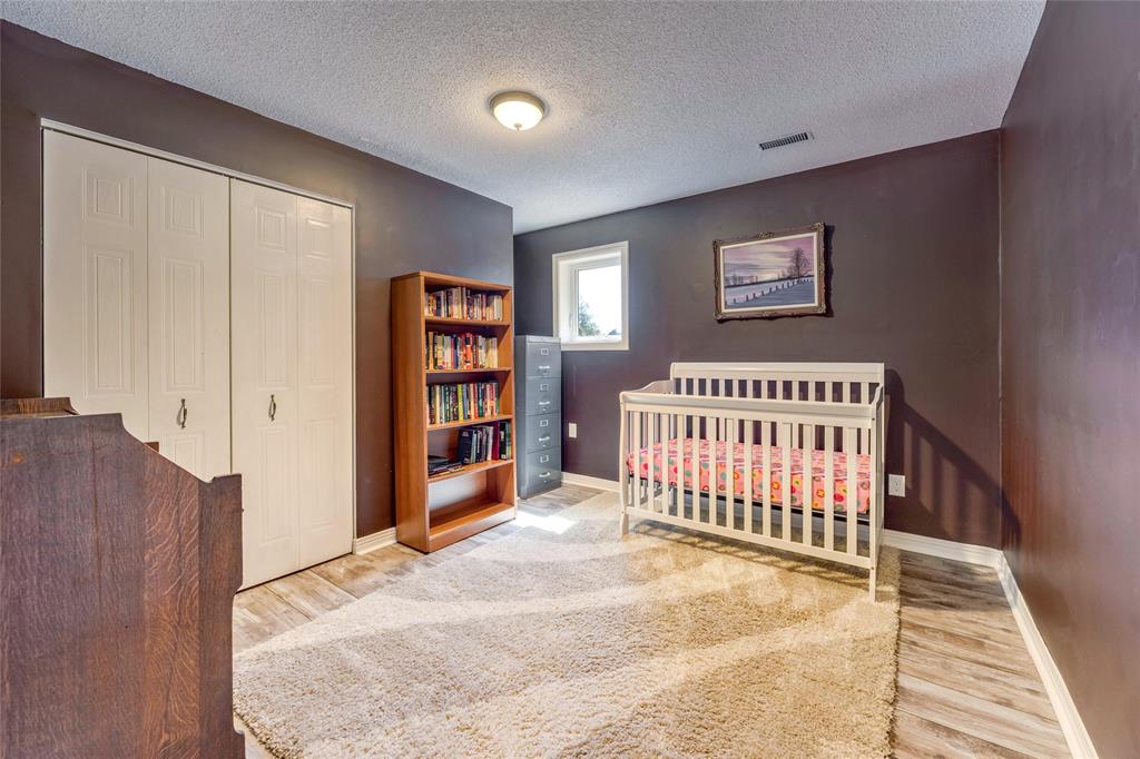 3228 DEVONSHIRE Road, Sarnia, Ontario, Canada