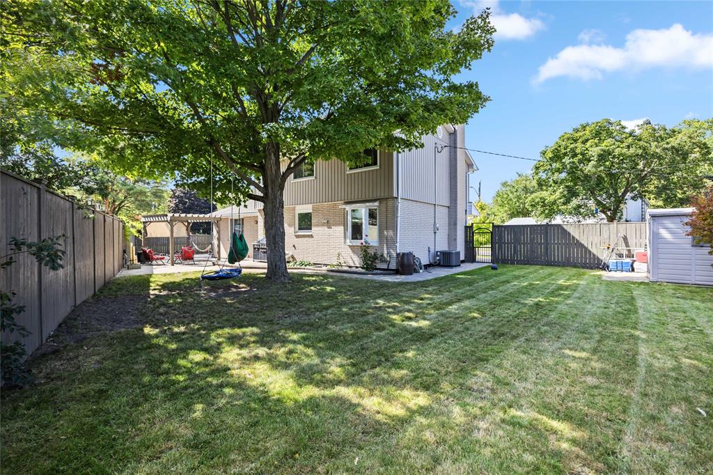 545 HIGHBURY Park, Sarnia, Ontario, Canada photo 41