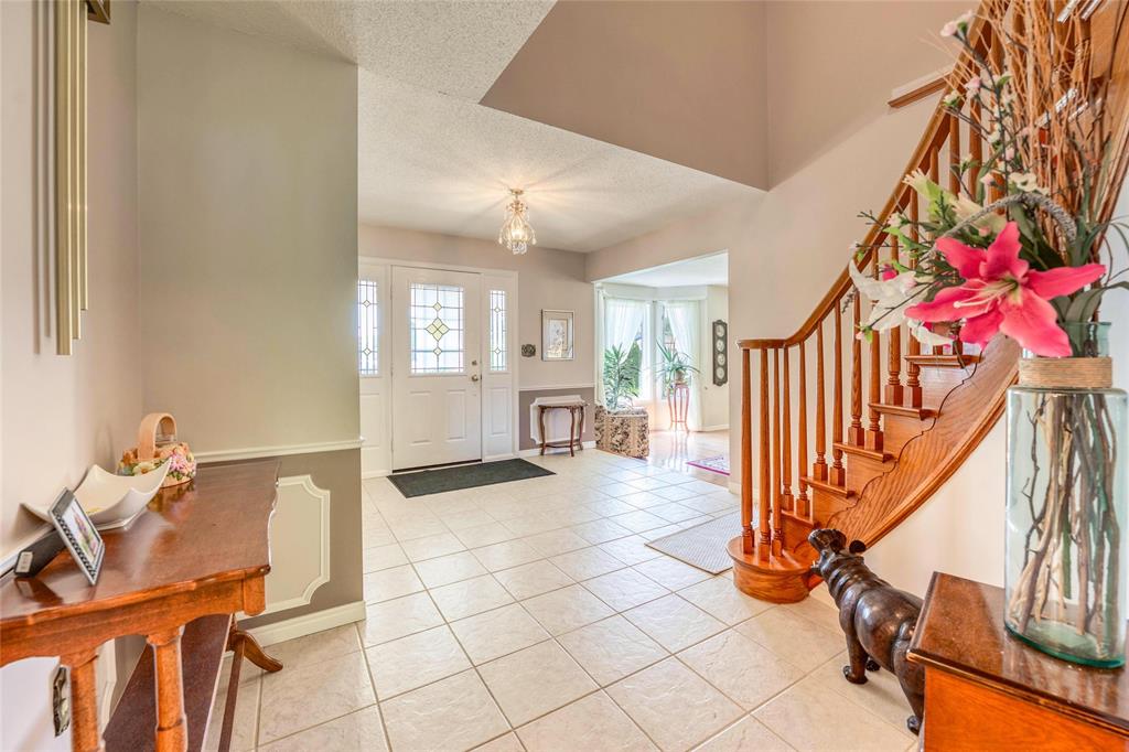 402 TWIN LAKES Drive, Sarnia, Ontario, Canada photo 11