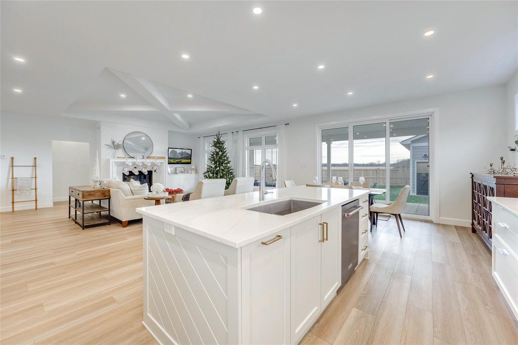 3613 QUEEN Street, Sarnia, Ontario, Canada photo 22