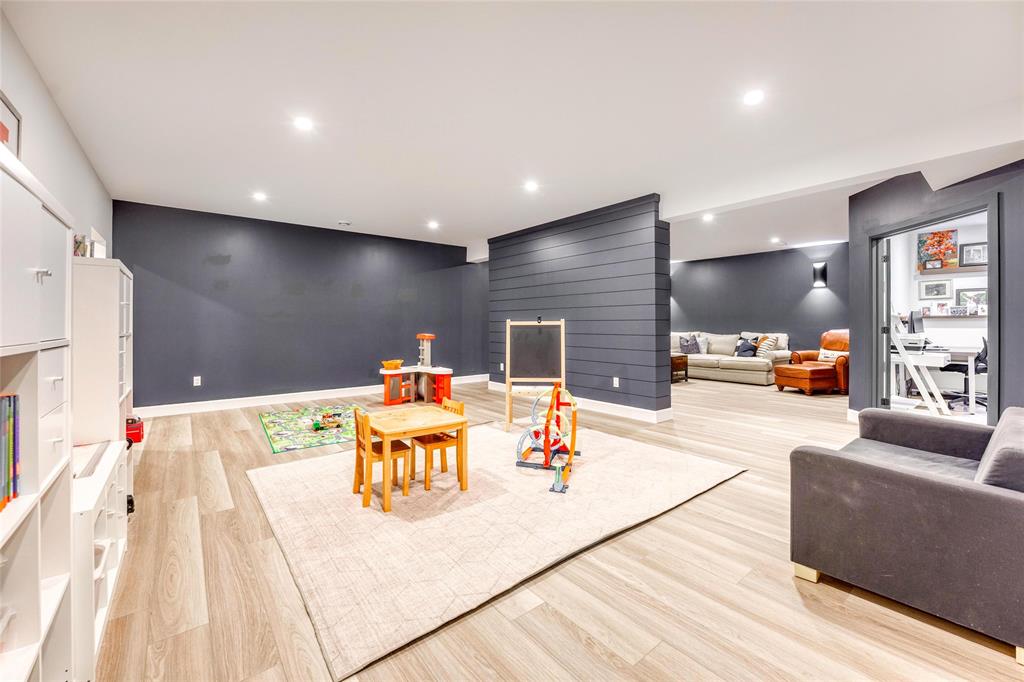 3613 QUEEN Street, Sarnia, Ontario, Canada photo 36