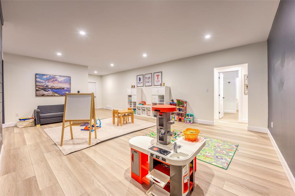 3613 QUEEN Street, Sarnia, Ontario, Canada photo 41