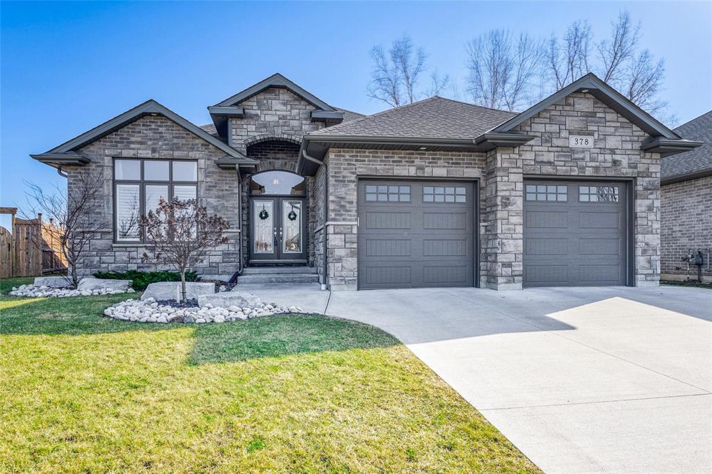 378 Sawgrass Place, Sarnia Ontario, Canada