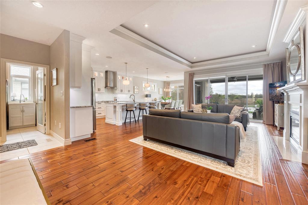 613 DORAL Close, Sarnia, Ontario, Canada photo 16