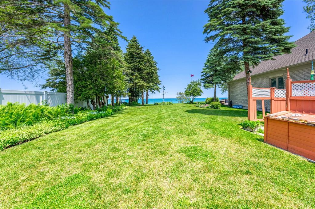 2088 LAKESHORE Road, Sarnia, Ontario, Canada photo 10