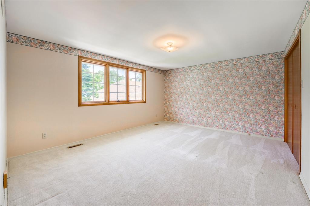 2088 LAKESHORE Road, Sarnia, Ontario, Canada photo 37