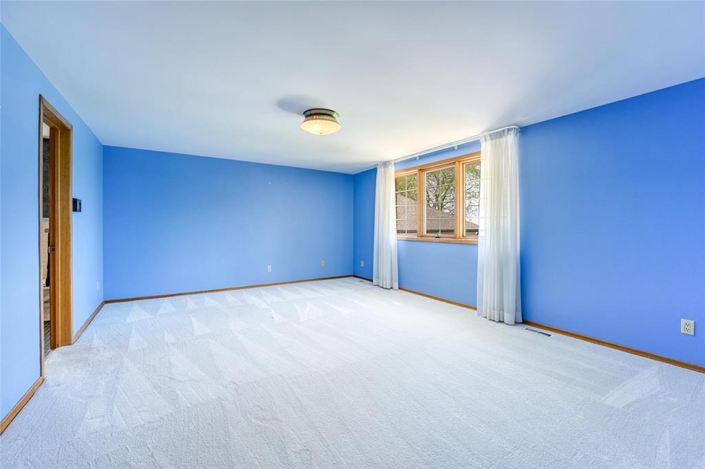 2088 LAKESHORE Road, Sarnia, Ontario, Canada photo 38