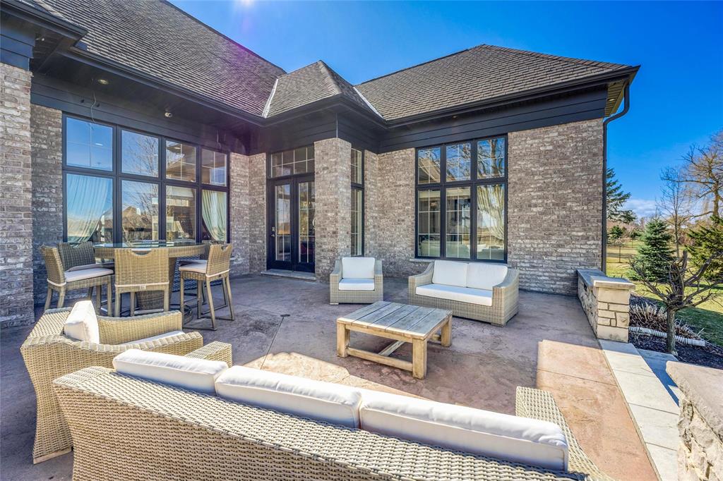 3698 EGREMONT Road, Plympton-Wyoming, Ontario, Canada photo 11