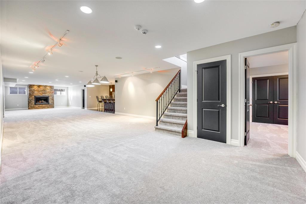 3698 EGREMONT Road, Plympton-Wyoming, Ontario, Canada photo 37