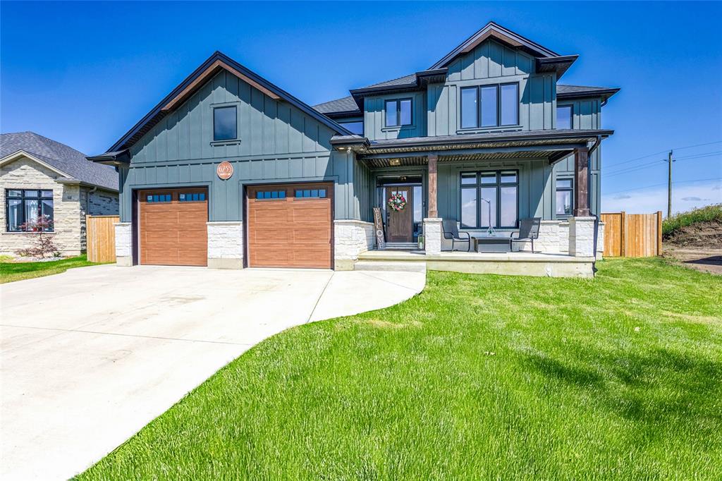 6735 SHAKER Lane, Plympton-Wyoming, Ontario, Canada photo 1