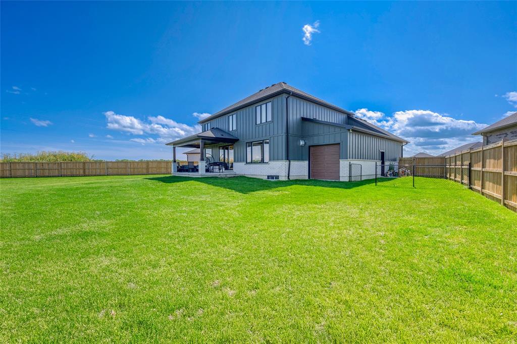 6735 SHAKER Lane, Plympton-Wyoming, Ontario, Canada photo 8