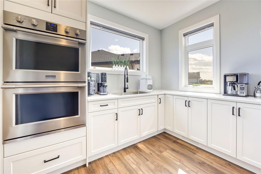 6735 SHAKER Lane, Plympton-Wyoming, Ontario, Canada photo 24