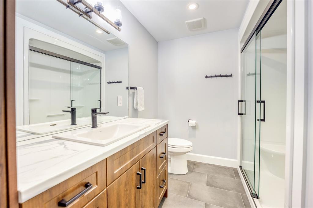 6735 SHAKER Lane, Plympton-Wyoming, Ontario, Canada photo 42