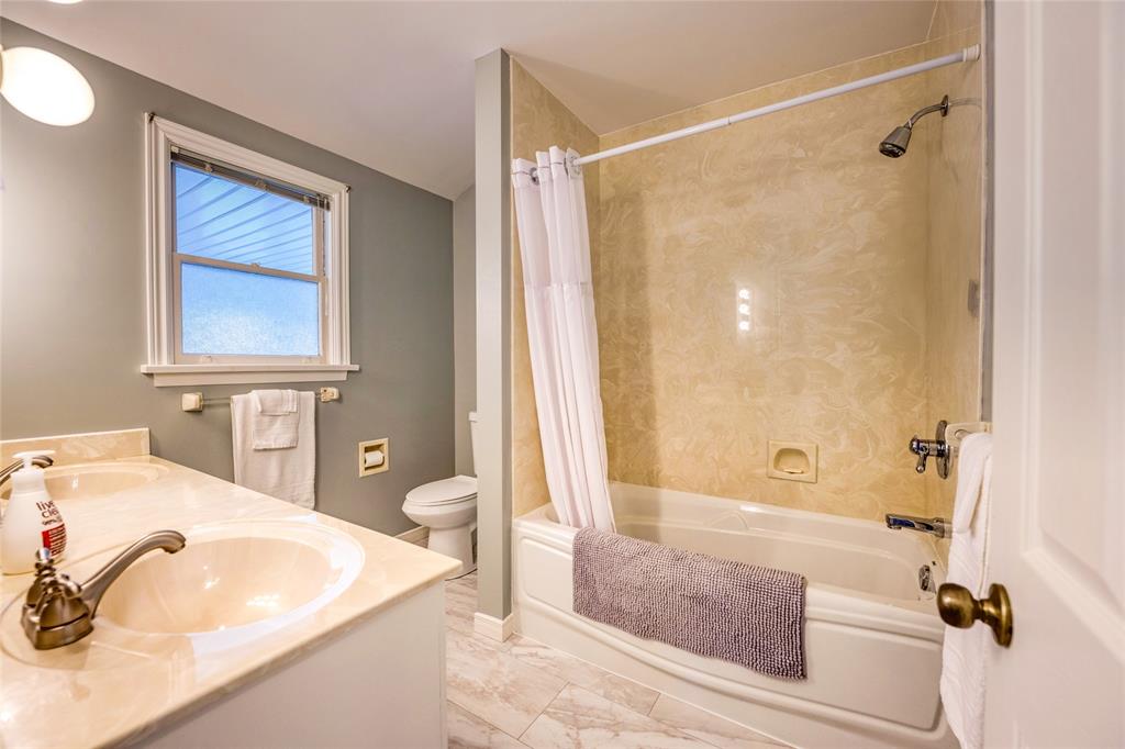 1351 LAKESHORE Road, Sarnia, Ontario, Canada photo 32