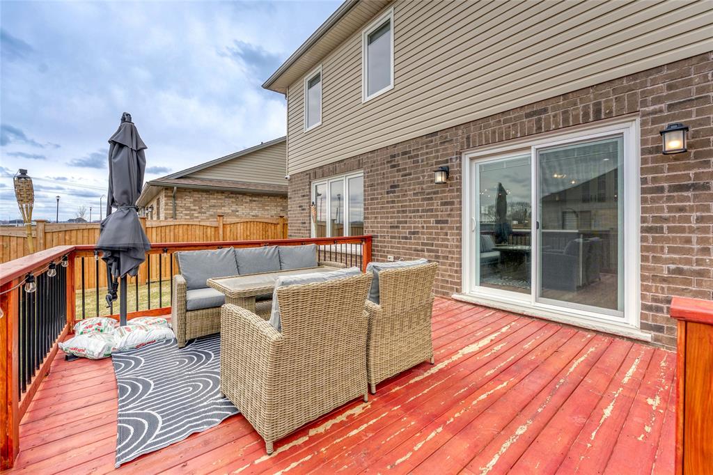 109 KAMAL Drive, Sarnia, Ontario, Canada photo 9
